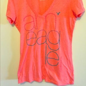 American Eagle adorable t-shirt